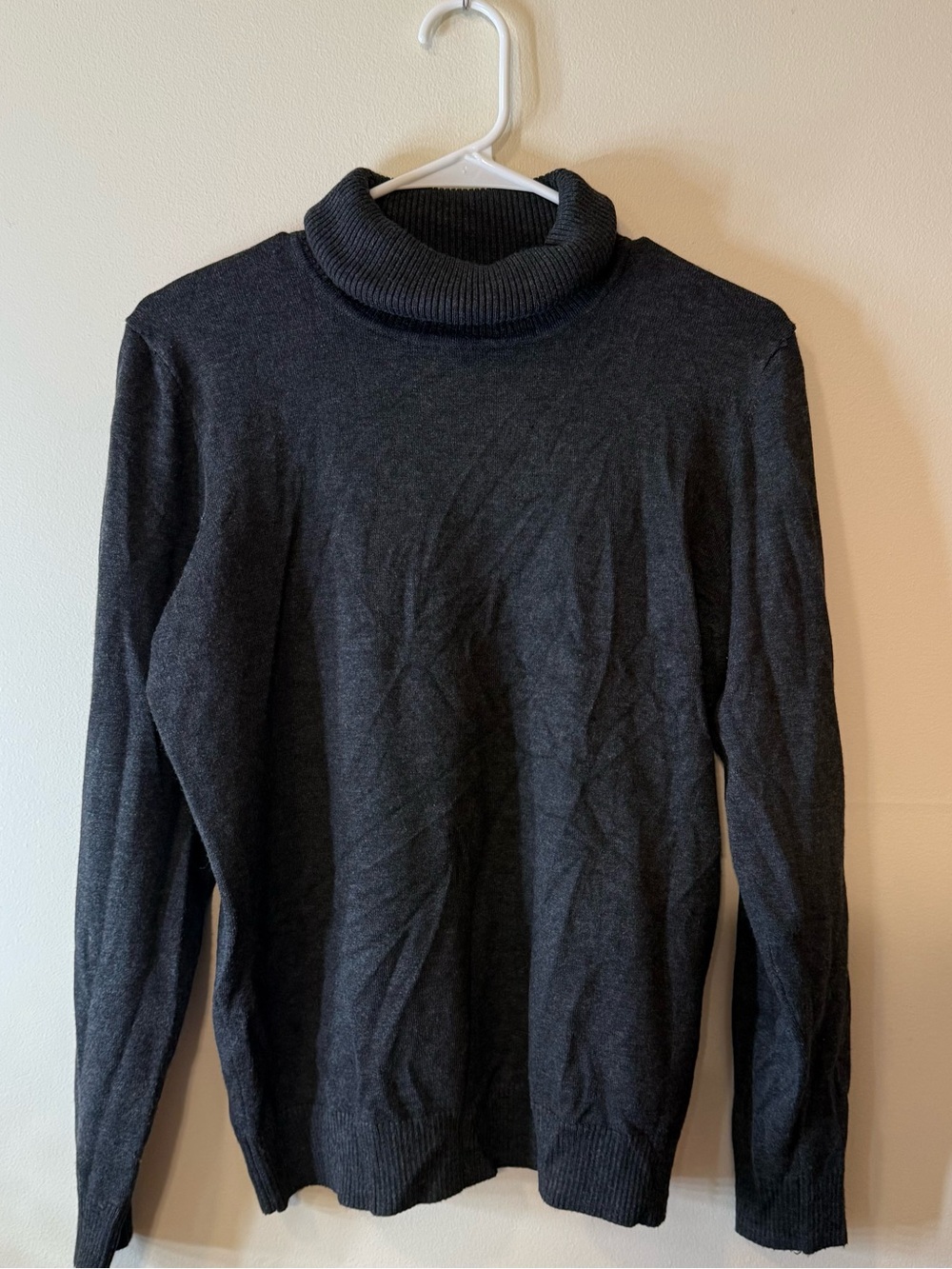 Premise Women's Charcoal Turtleneck Sweater